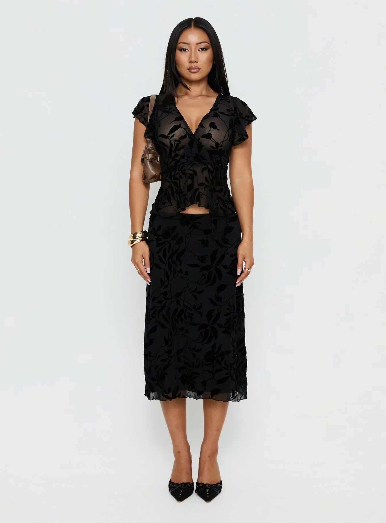 Giuliana Top Leaf Flower Black