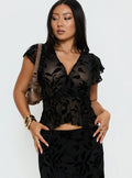 Giuliana Top Leaf Flower Black