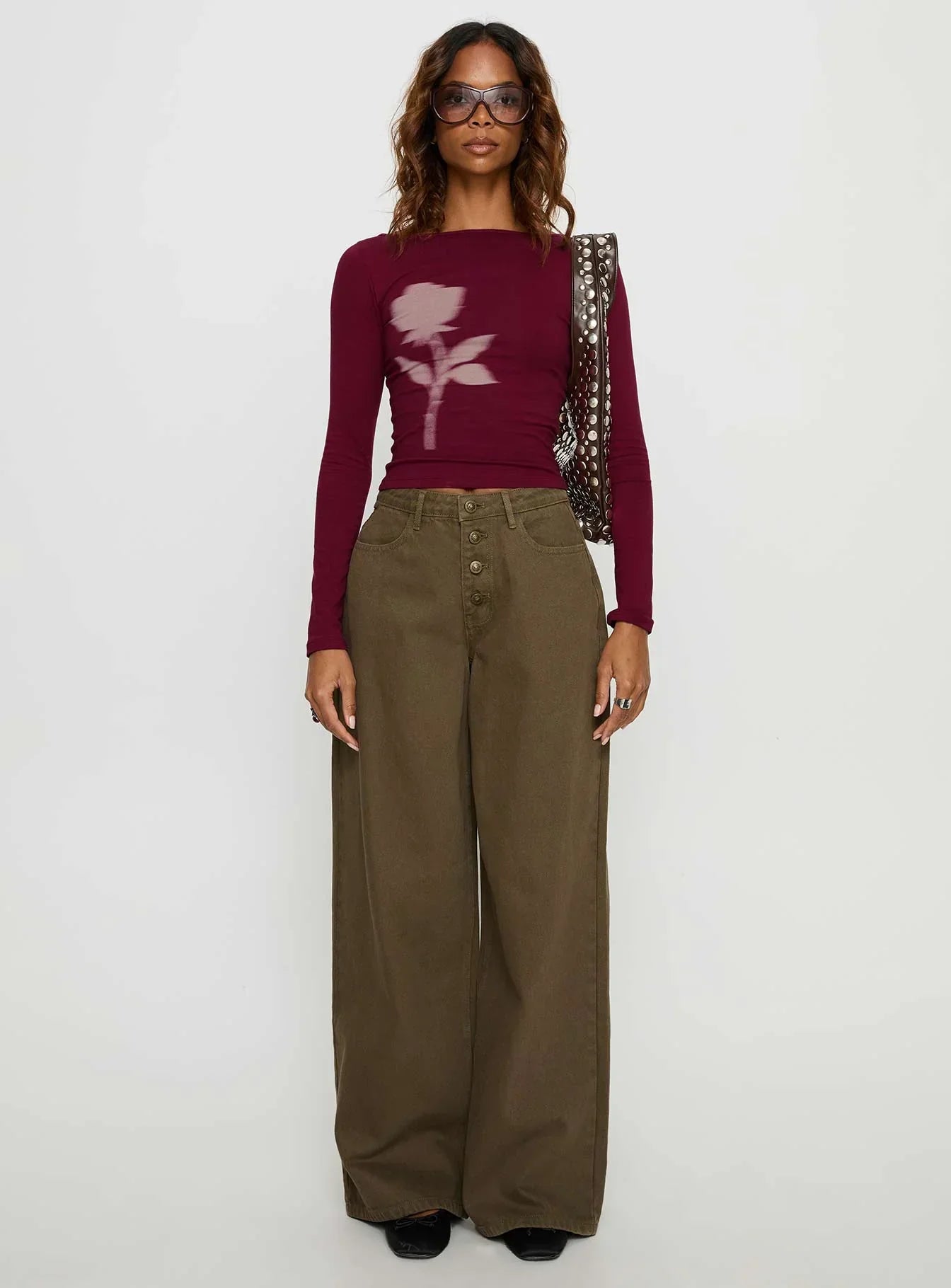 Amabon Top Burgundy Blurred Rose