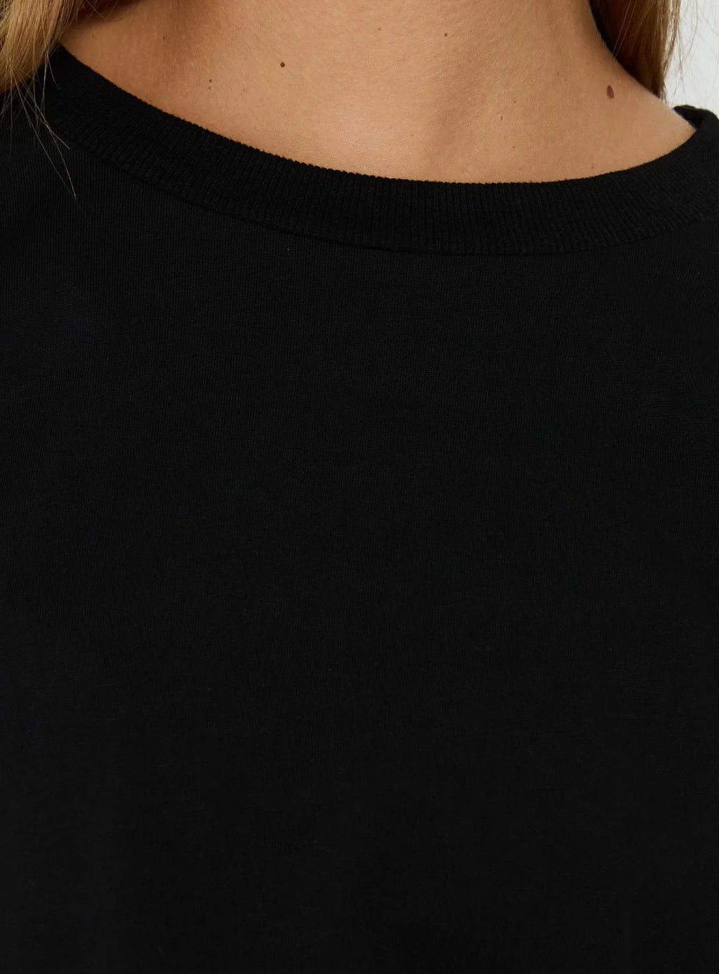 Settle Down Long Sleeve Top Black